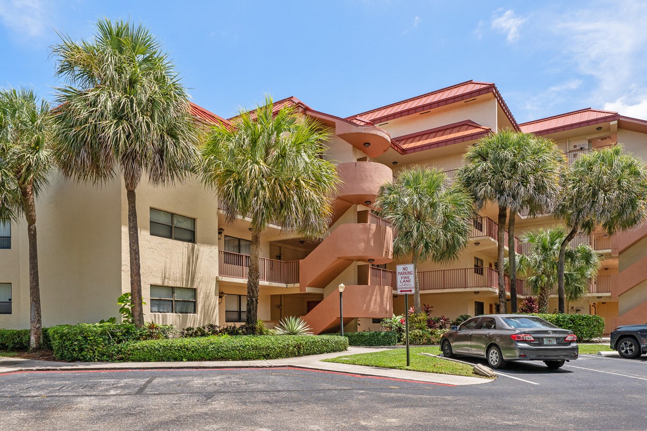 7401 NW 16th Street #102